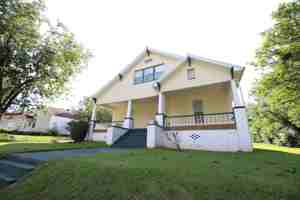 featured image of 304 Boulevard