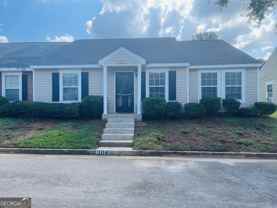 306 Lenox Cir - Photo 1 of 1