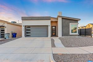 featured image of 12365 Desert Pine Avenue