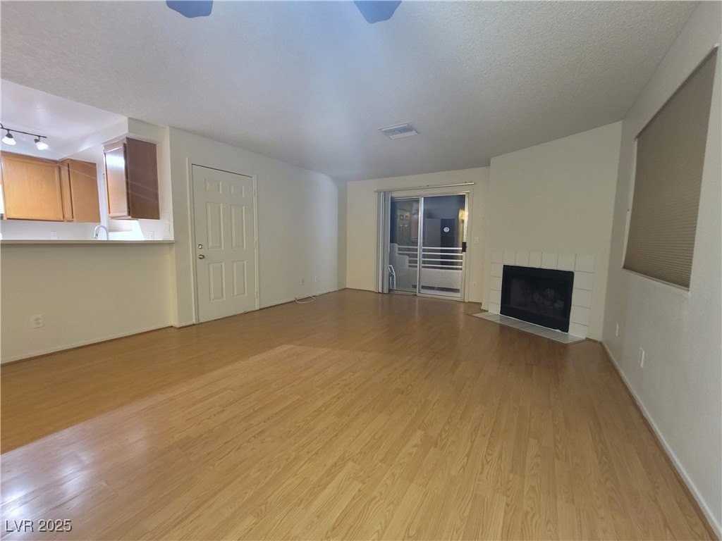 2200 Highpointe Dr #201 - Photo 7 of 31