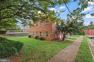 featured image of 578 Waterloo Rd