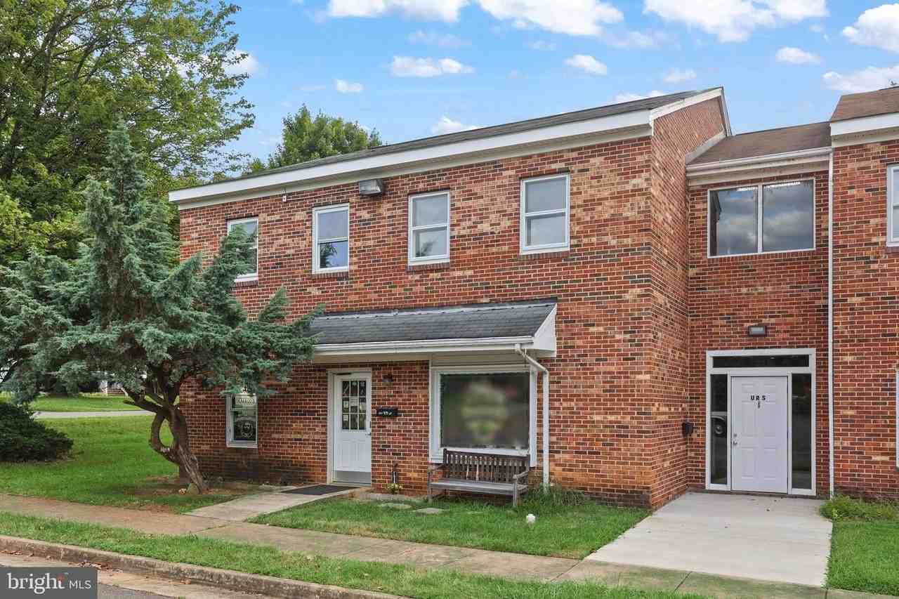 578 Waterloo Rd - Photo 2 of 29