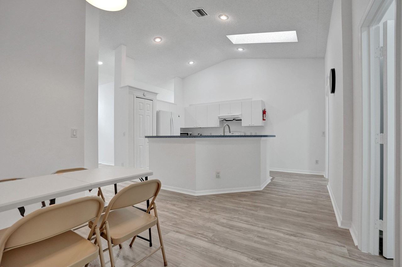 Se Petunia Ave - Photo 6 of 24