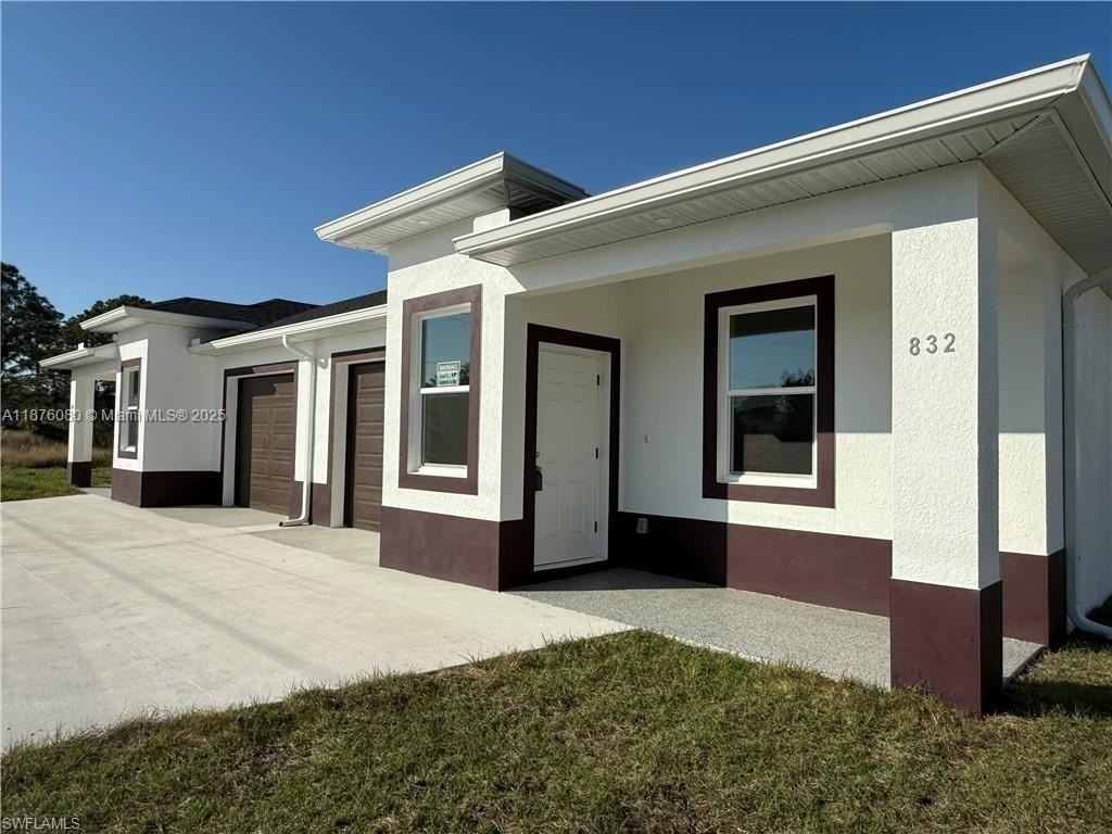 832 Holmes Ave #832 - Photo 4 of 24