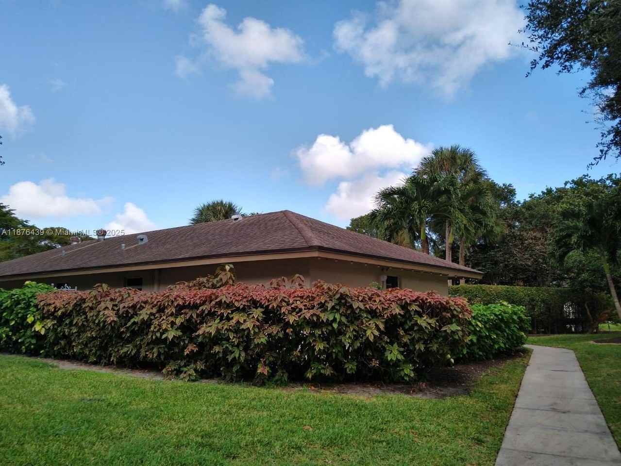 3510 Oaks Way #509 - Photo 6 of 36