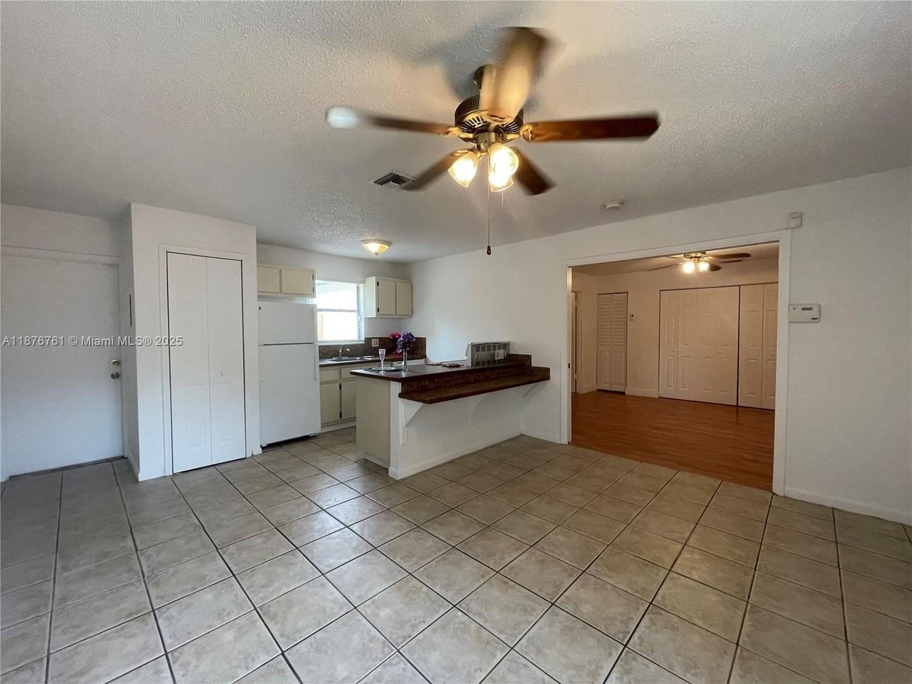 1832 My Place Lane #J39 - Photo 2 of 8