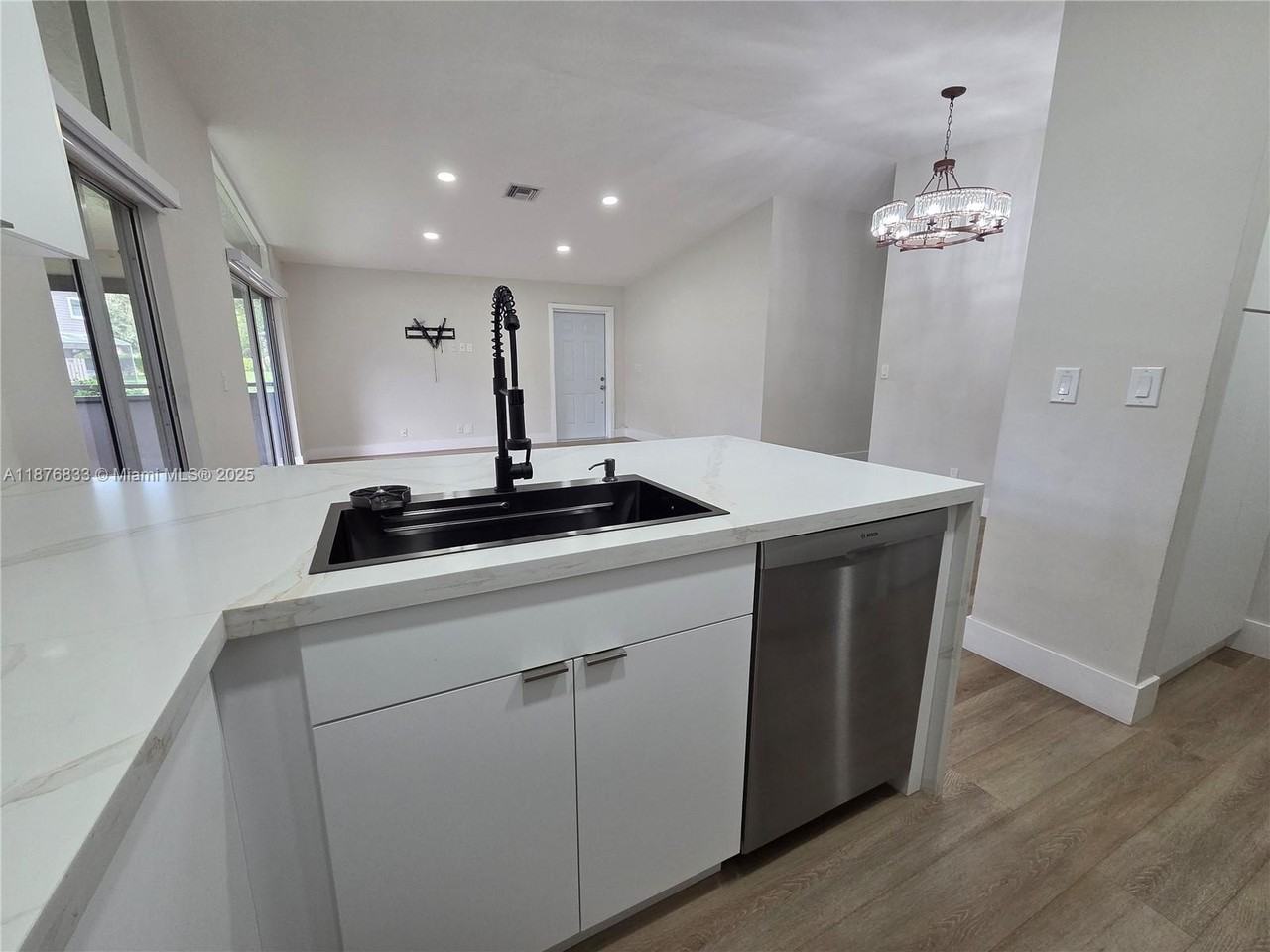 15798 Woodgate Court #E - Photo 2 of 42