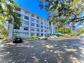 2401 Riverside Dr #511B - Photo 1 of 1