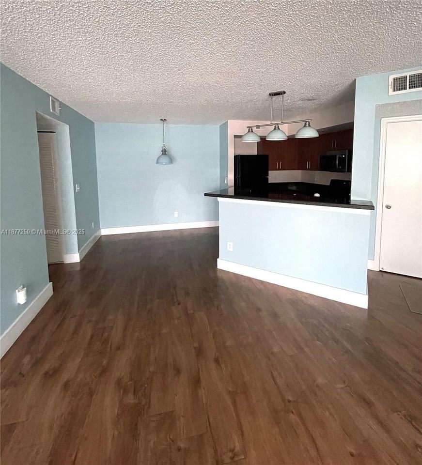 12760 Vista Isles Dr #711 - Photo 6 of 26