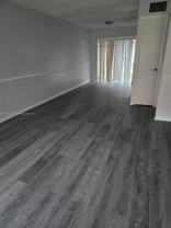 5221 Nw 27th St #9C - Photo 1 of 1