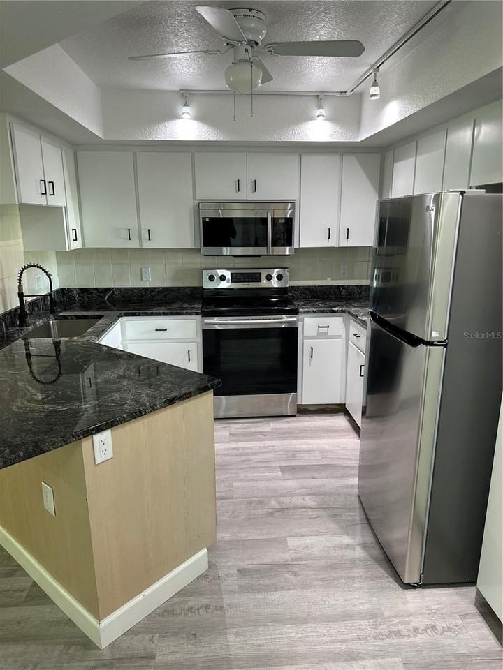 6967 Crown Dr #B - Photo 3 of 16