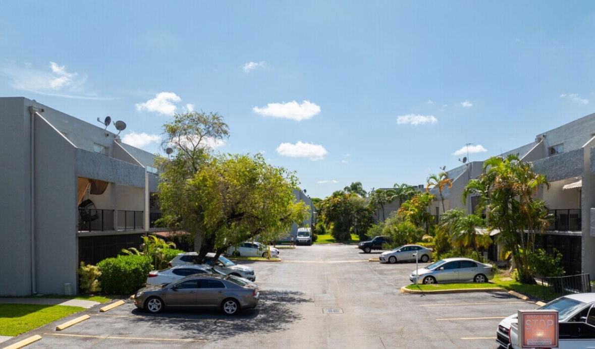 20 Nw 87th Ave #A223 - Photo 5 of 5