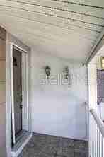 12111 Meadowbrook Ln - Photo 3 of 19