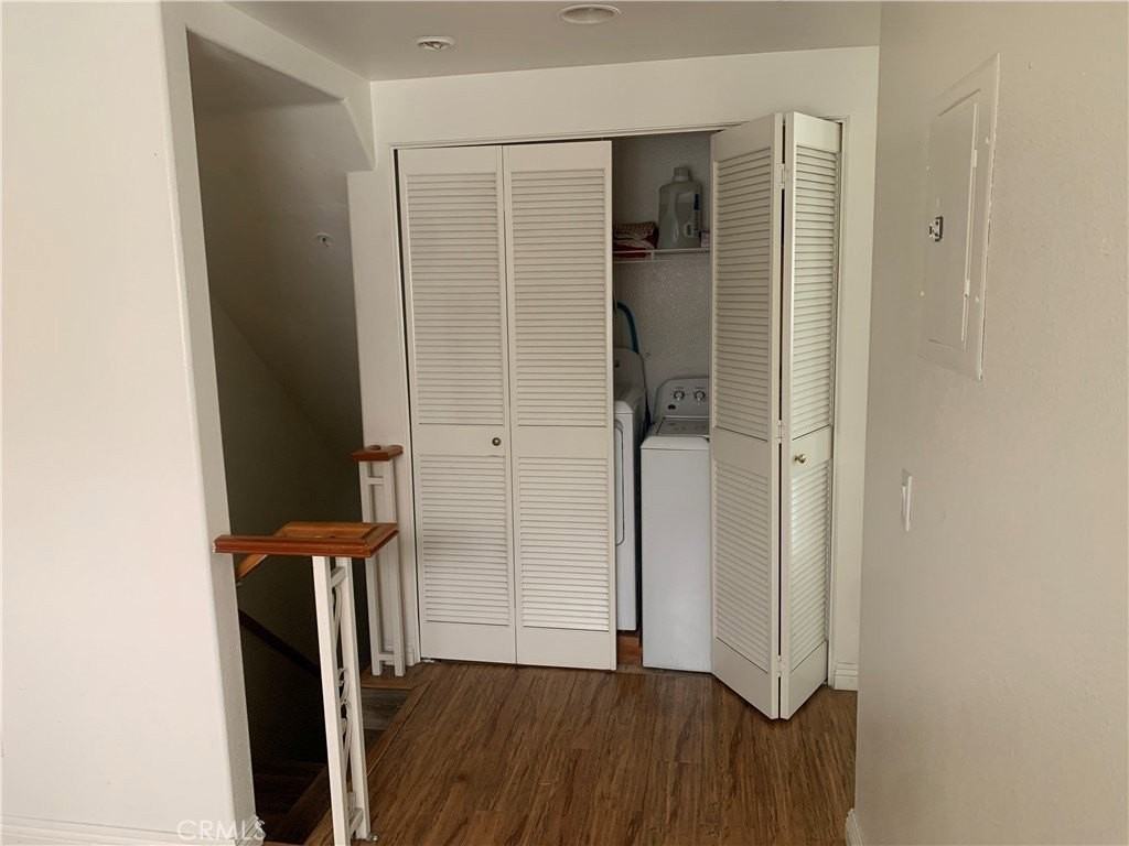 110 N Marengo Ave #D - Photo 5 of 14