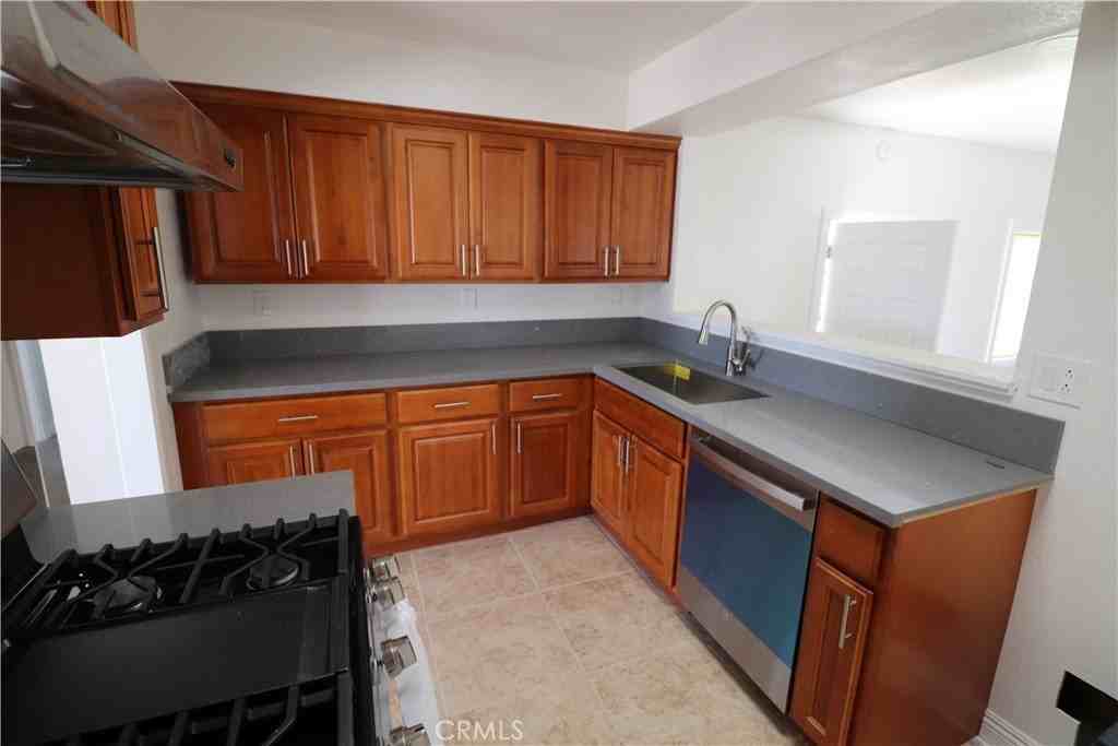 2987 Eton Pl - Photo 3 of 10