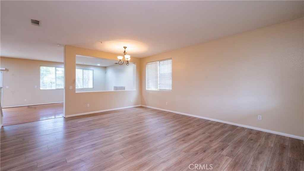 5916 Wilshire Dr - Photo 4 of 31