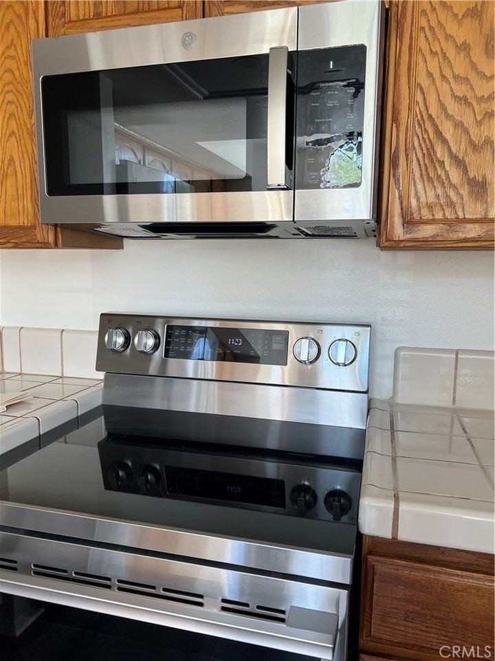 19144 Frances Street - Photo 7 of 15