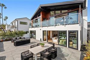 featured image of 4017 Channel Pl #B