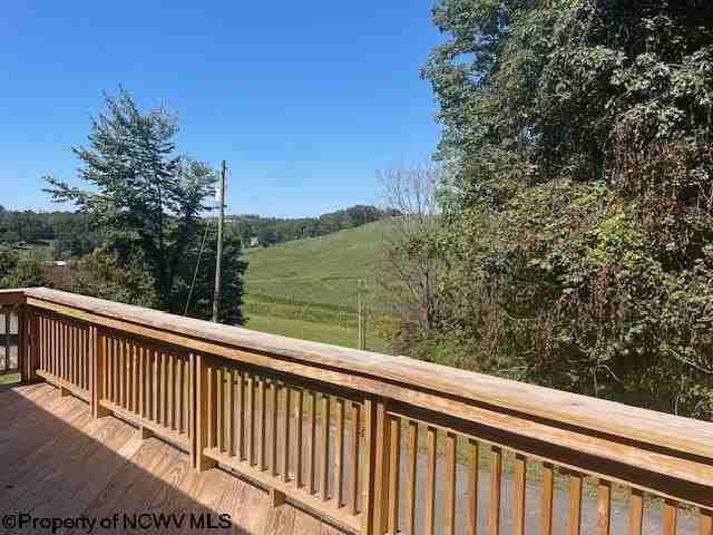 1410 Stewartstown Road - Photo 4 of 26