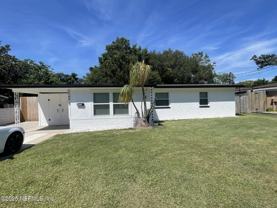5949 Maple Leaf Dr N - Photo 1 of 1