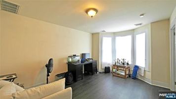 featured image of 227 Godwin Ave