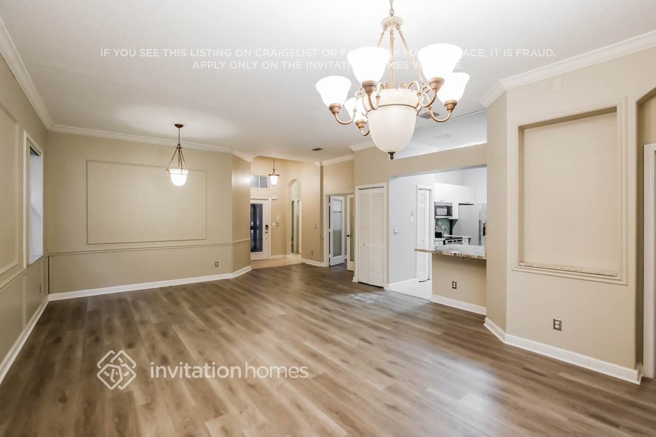 12760 Sw 53rd St - Photo 3 of 17