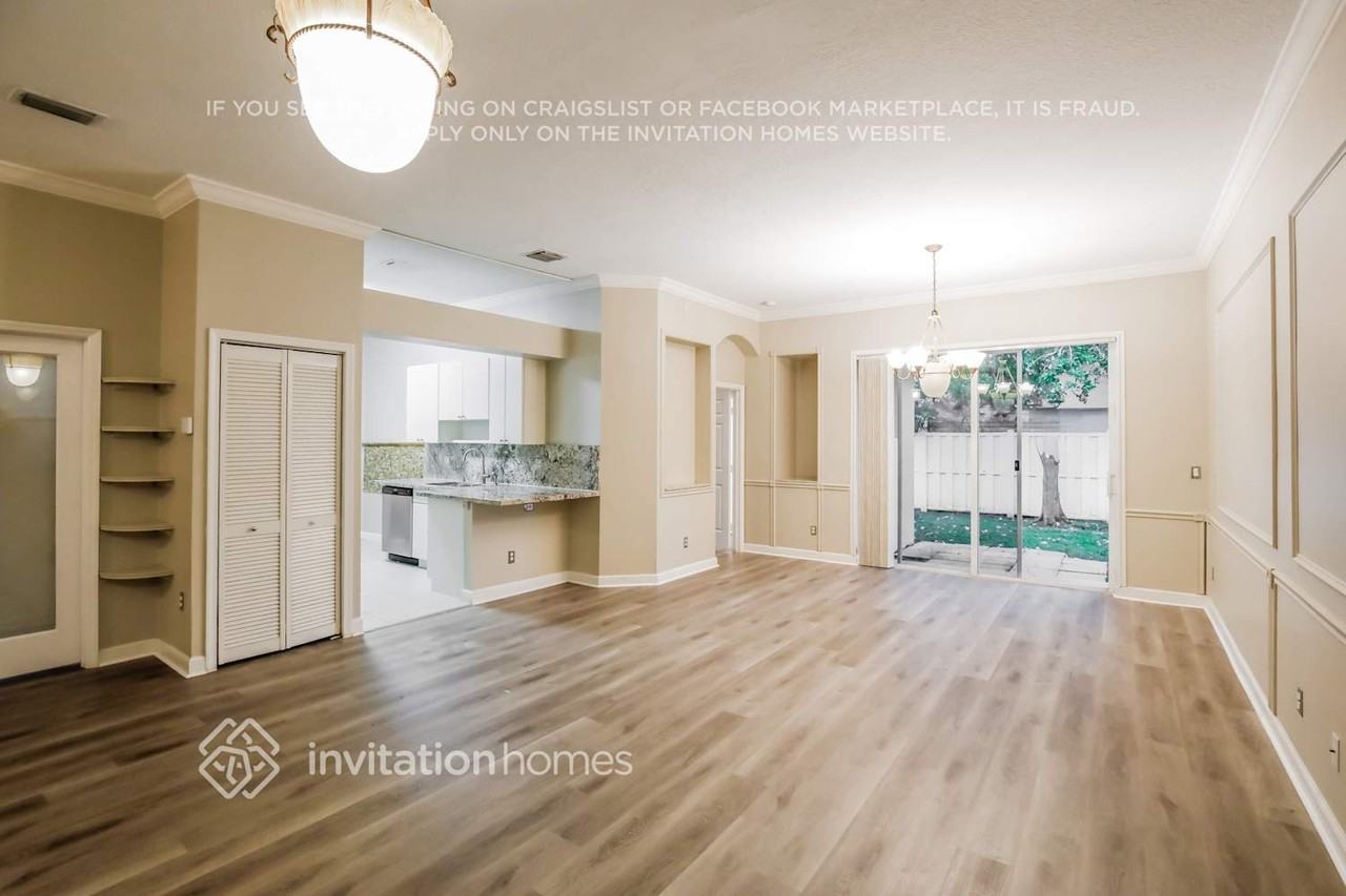 12760 Sw 53rd St - Photo 5 of 17