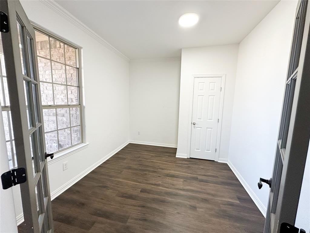 313 Valley Drive - Photo 6 of 40