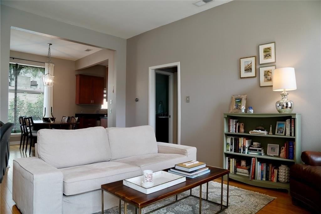 4031 Holland Ave #G - Photo 4 of 19