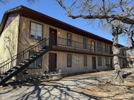 featured image of 1379 W Mcneill St