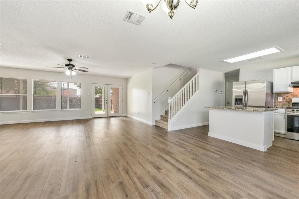 2160 Glenhaven Drive - Photo 7 of 25