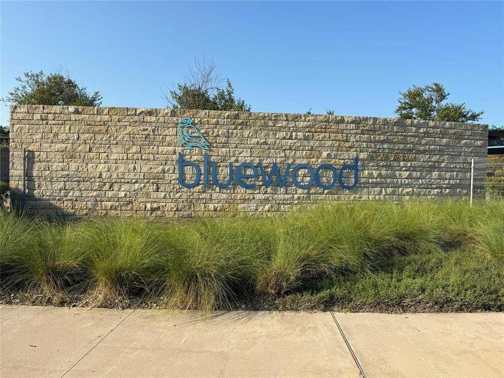 940 Azure Ln - Photo 3 of 26