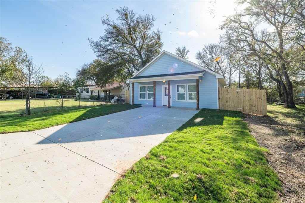 3005 Blackjack Ln - Photo 3 of 30