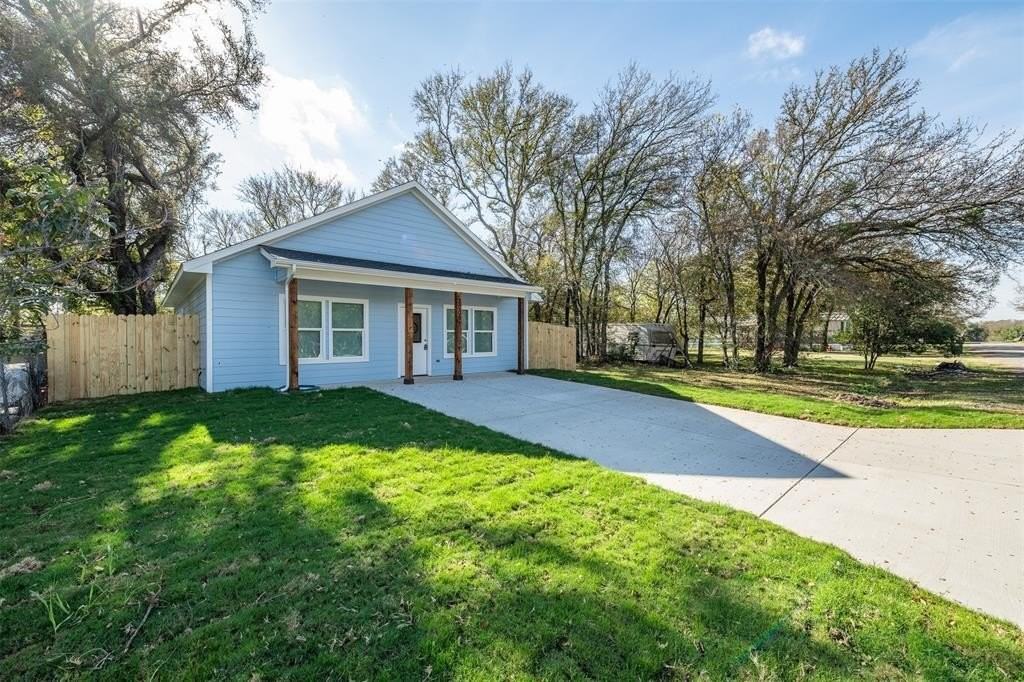 3005 Blackjack Ln - Photo 5 of 30