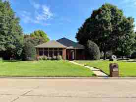1912 Spinnaker Ln - Photo 1 of 1