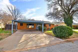 501 N La Salle Dr - Photo 1 of 1