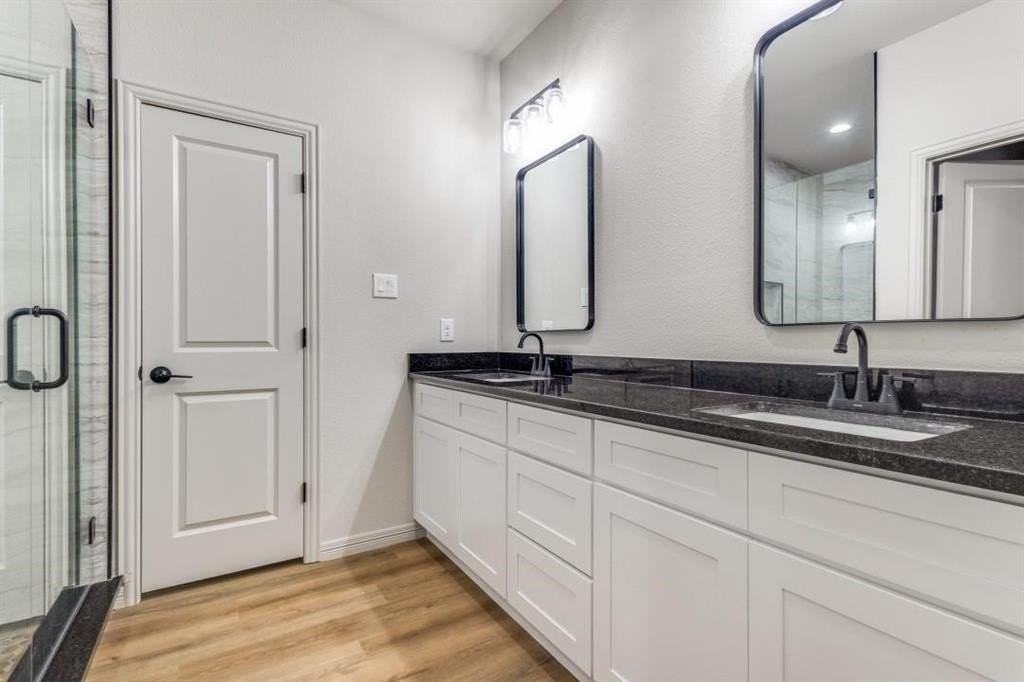 265 Jim Walter Dr - Photo 7 of 11