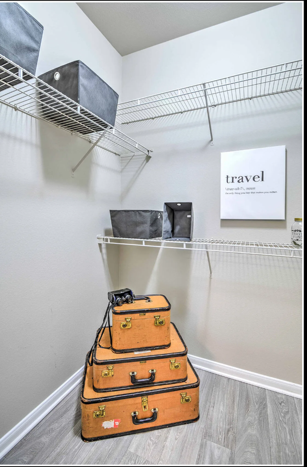 2650 Western Center Blvd - Photo 2 of 2