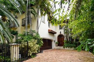 446 Brazilian Ave - Photo 1 of 1