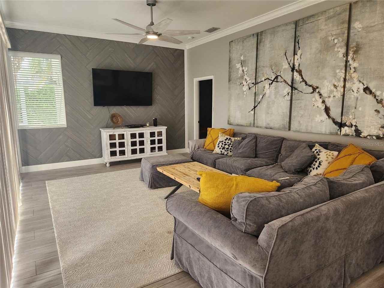 5274 Far Oak Circle - Photo 5 of 29