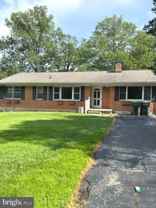 241 W Chestnut Hill Rd - Photo 1 of 1