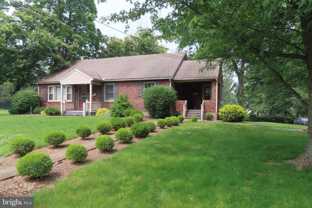 14109 BUCHANAN TRAIL WEST W - Photo 1 of 1