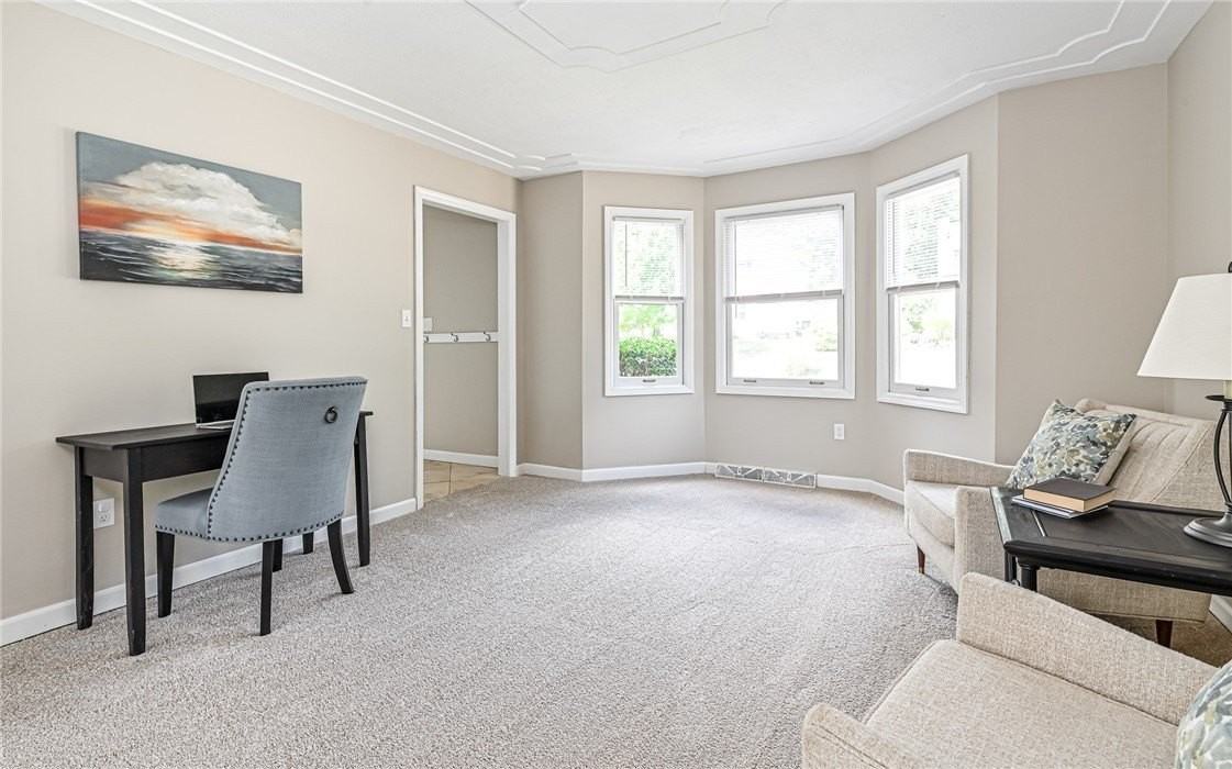 124 Fox Meadow Dr - Photo 7 of 38