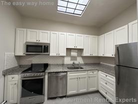 16 Yarmouth St #5 - Photo 1 of 1