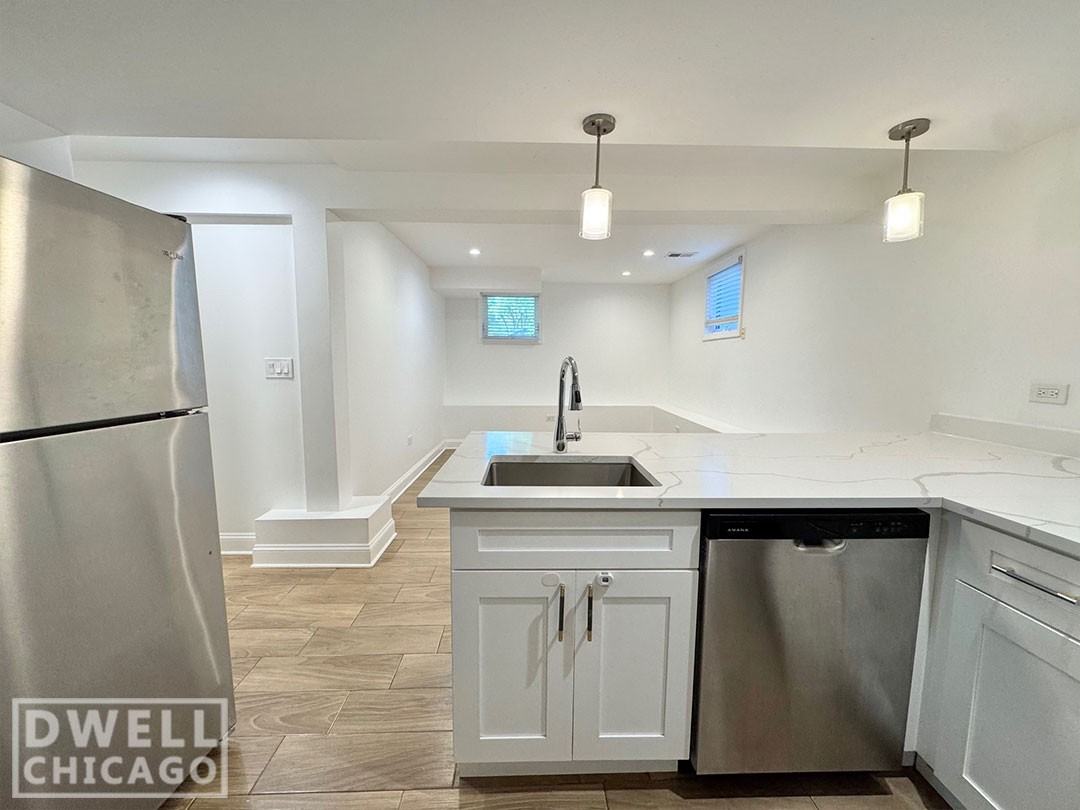 5805 N Richmond St #G - Photo 7 of 16