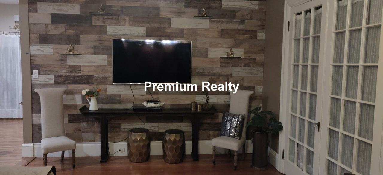 108 Walnut St #108 - Photo 3 of 8