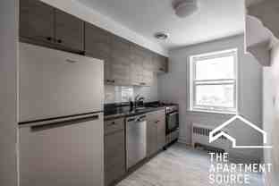6715 N California Ave #GS - Photo 1 of 1