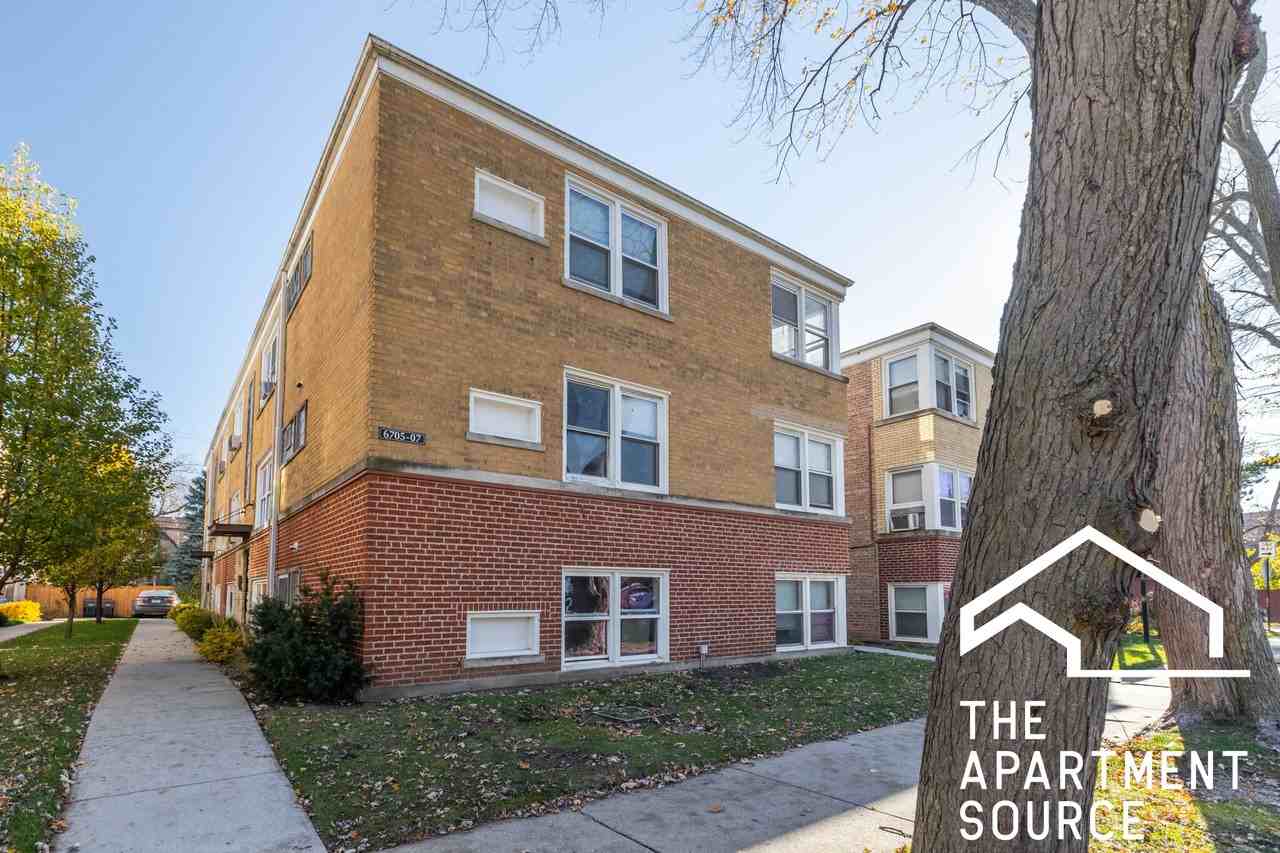 6725 N California Ave #GN - Photo 4 of 5