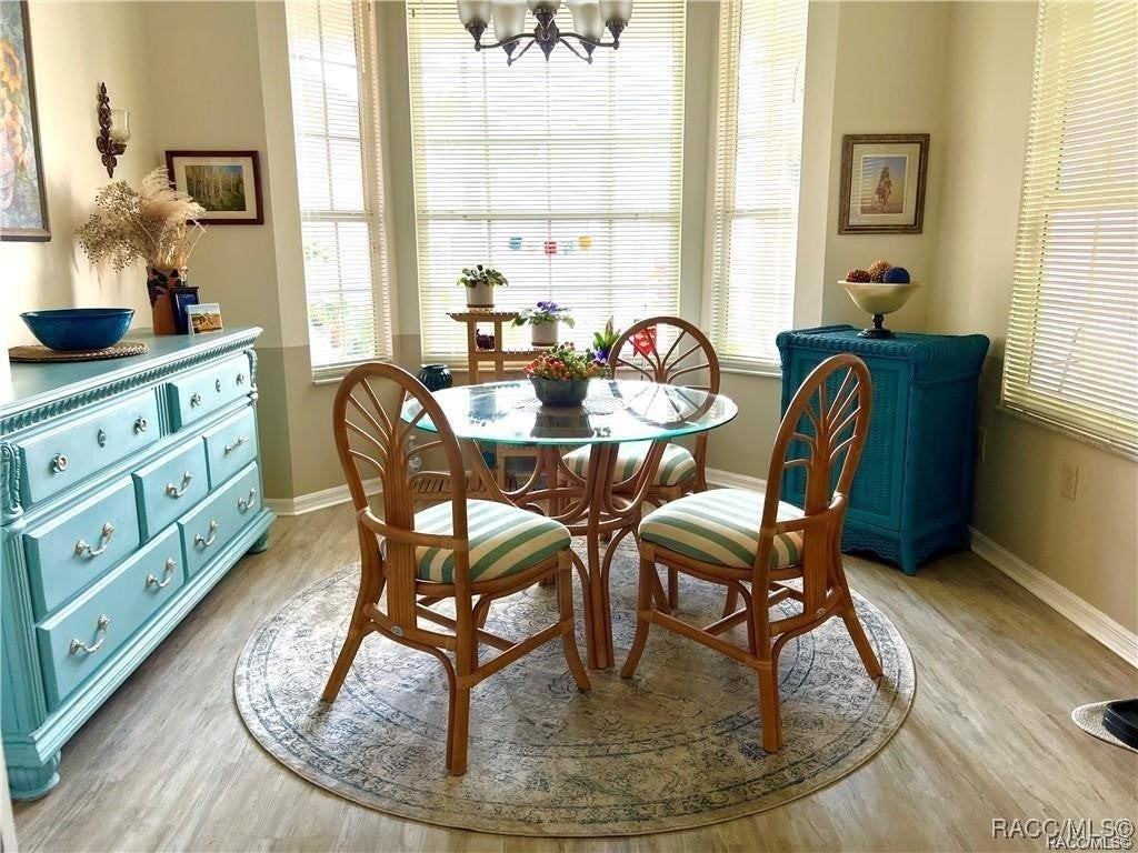 6847 E Queensbury Ln - Photo 4 of 17