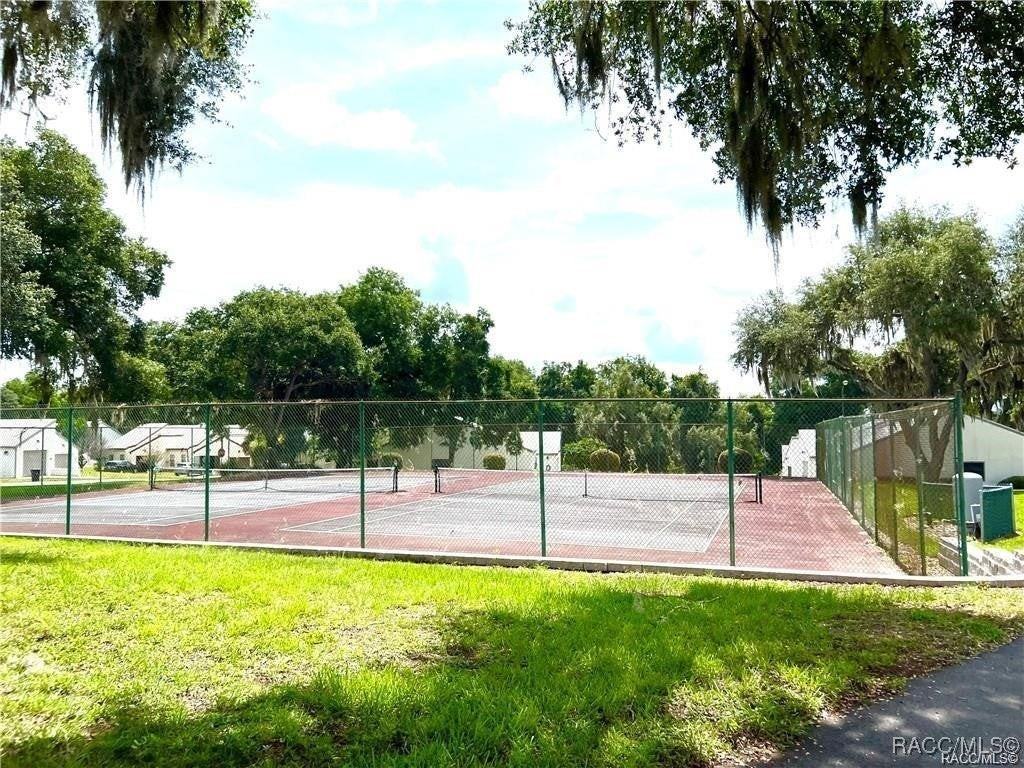 6847 E Queensbury Ln - Photo 7 of 17